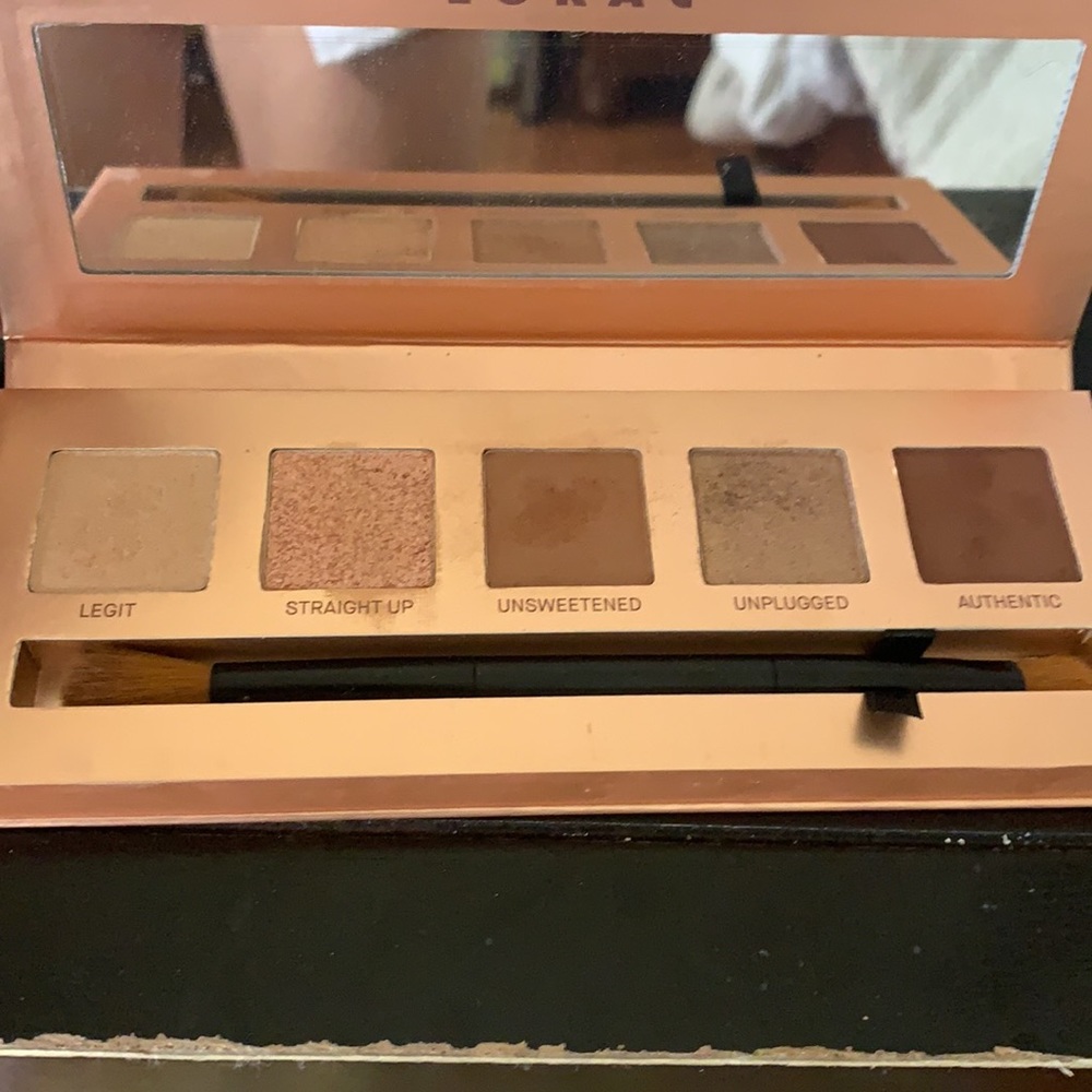 GENTLY used Lorax eyeshadow palette